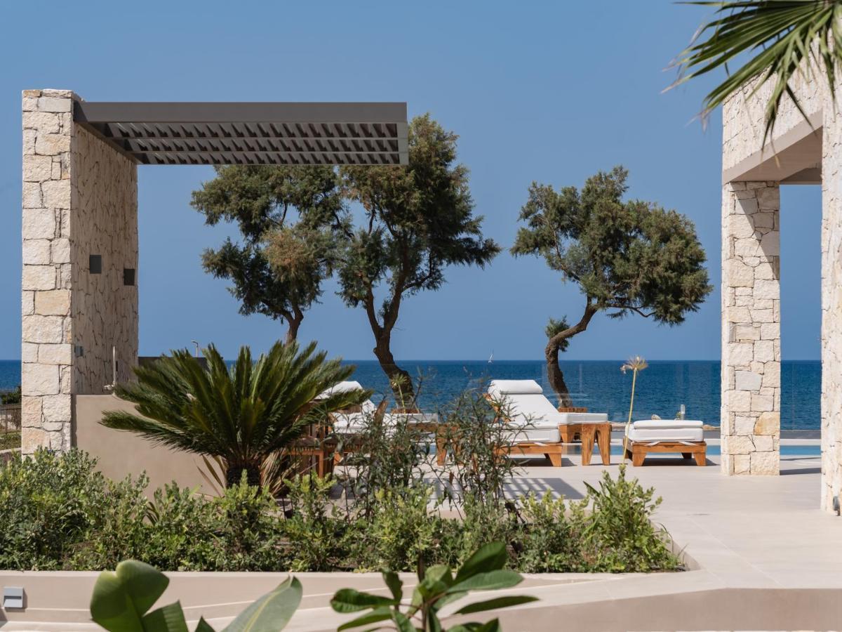 Artemis Seafront Villa, An Evanescence Sea Retreat, By Thinkvilla Tavronitis  Bagian luar foto