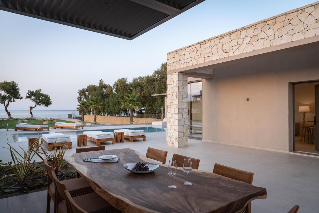 Artemis Seafront Villa, An Evanescence Sea Retreat, By Thinkvilla Tavronitis  Bagian luar foto
