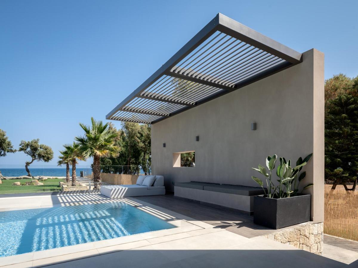 Artemis Seafront Villa, An Evanescence Sea Retreat, By Thinkvilla Tavronitis  Bagian luar foto