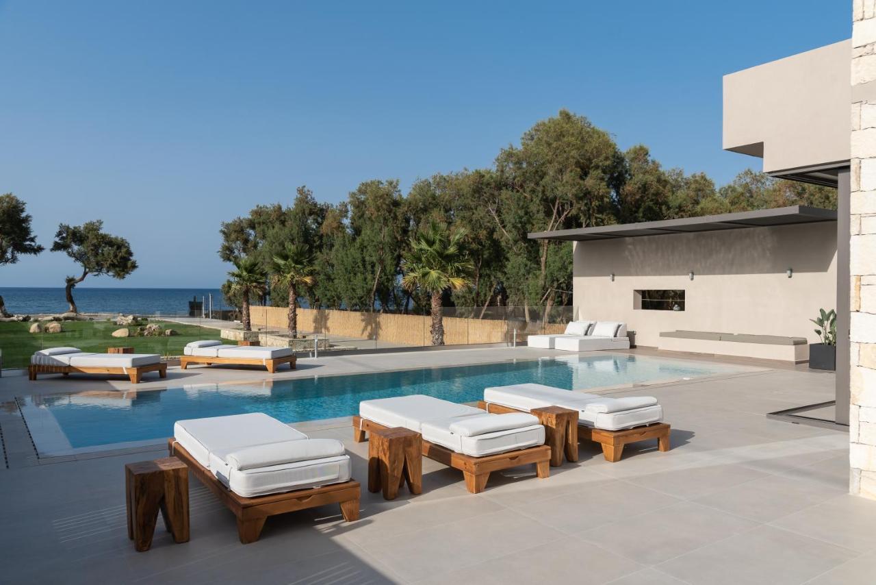 Artemis Seafront Villa, An Evanescence Sea Retreat, By Thinkvilla Tavronitis  Bagian luar foto
