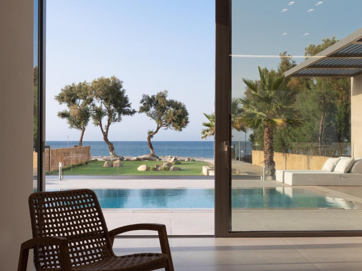 Artemis Seafront Villa, An Evanescence Sea Retreat, By Thinkvilla Tavronitis  Bagian luar foto